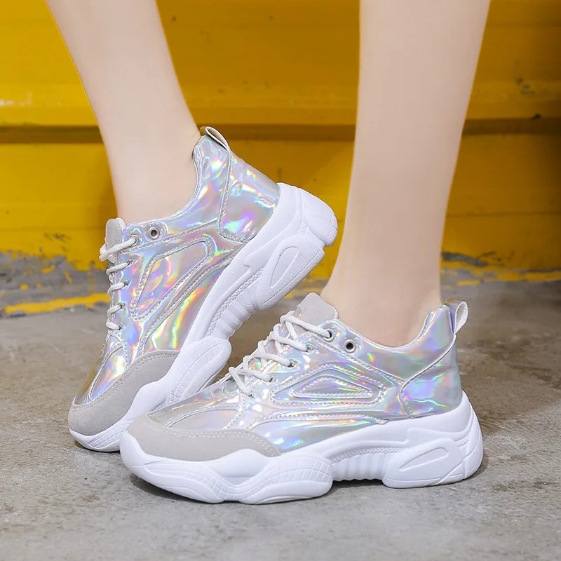 Women shoes 2019 new European fashion sports series low shoes red casual platform women shoes fashion sneakers women LHX008
Women shoes 2019 new European fashion sports series low shoes red casual platform women shoes fashion sneakers women LHX008