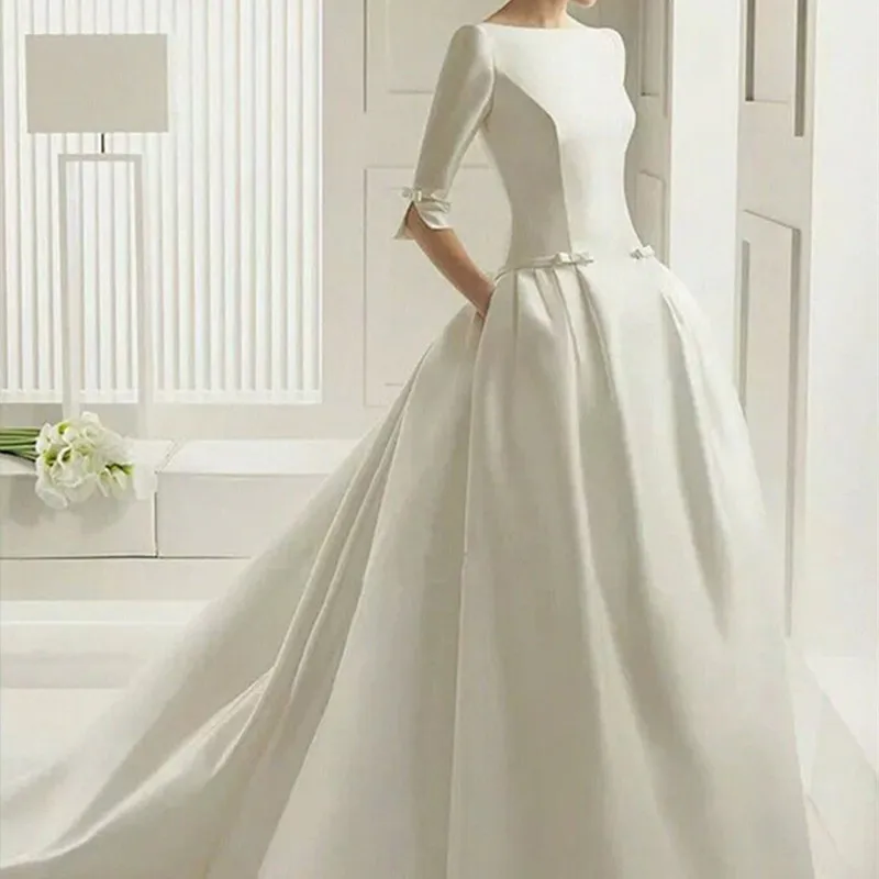 The new thick satin cloth Europe and the United States 2019 minutes of sleeve a word shoulder backless mother of the bride dress
The new thick satin cloth Europe and the United States 2019 minutes of sleeve a word shoulder backless mother of the bride dress