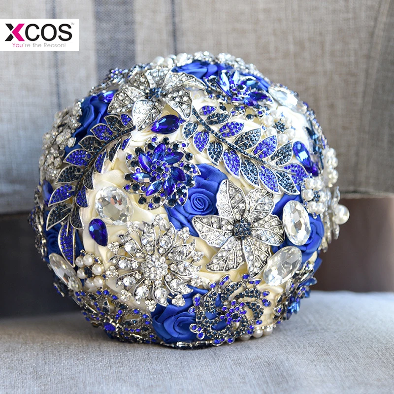 In Stock Ivory Royal Blue Pearls Crystal Beads Wedding Flowers Bridal Bouquet Luxury Rose Bridesmaid Flowers Artificial Sapphire
In Stock Ivory Royal Blue Pearls Crystal Beads Wedding Flowers Bridal Bouquet Luxury Rose Bridesmaid Flowers Artificial Sapphire