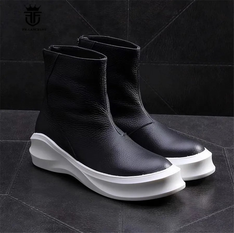 Vintage Genuine Leather Thick Sole Horseshoe Cowhide Platform punk Boots British Fashion Winter Boots
Vintage Genuine Leather Thick Sole Horseshoe Cowhide Platform punk Boots British Fashion Winter Boots