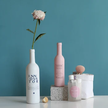 Scandinavian Pink Glass Vase Chic Desk Dry Flower Decor Bottle Nordic Home Innovator Letter Printing White Floral Jar
Scandinavian Pink Glass Vase Chic Desk Dry Flower Decor Bottle Nordic Home Innovator Letter Printing White Floral Jar
