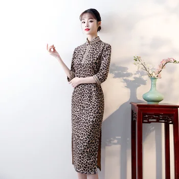 Sexy Leopard Print Women Evening Dress Big Size 3XL 4XL Suede Fabric Qipao Traditional Mandarin Collar Stage Show Cheongsam
Sexy Leopard Print Women Evening Dress Big Size 3XL 4XL Suede Fabric Qipao Traditional Mandarin Collar Stage Show Cheongsam