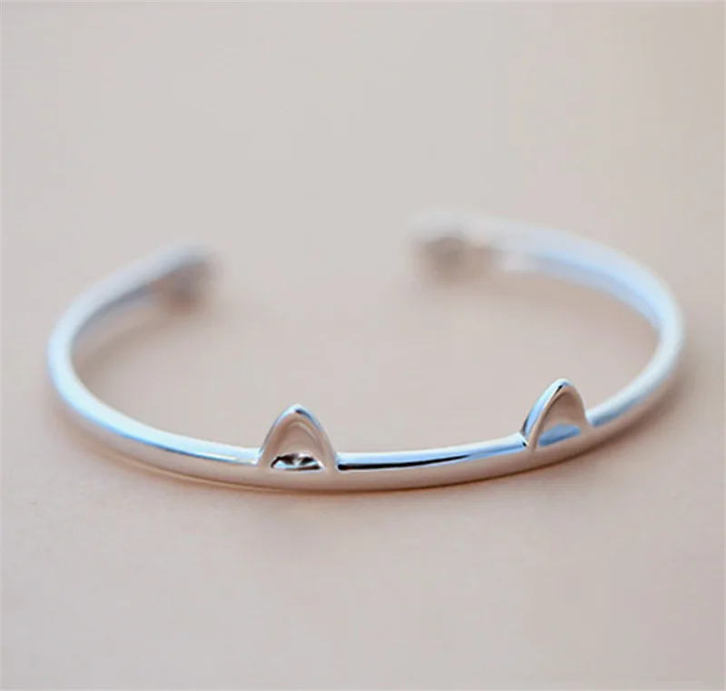 Summer Brand Fashion 925 Sterling Silver Cat Bracelets For Women New Designer S925 Charms Bracelets Bijoux Wholesale
Summer Brand Fashion 925 Sterling Silver Cat Bracelets For Women New Designer S925 Charms Bracelets Bijoux Wholesale