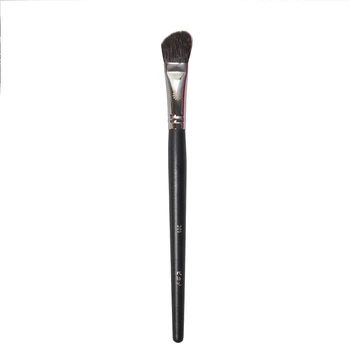 High end Highlighting Makeup Brush #201 Soft Squirrel Hair Angled Big Eye Nose Shadow Brush Sculpting Make up Beauty Brush
High end Highlighting Makeup Brush #201 Soft Squirrel Hair Angled Big Eye Nose Shadow Brush Sculpting Make up Beauty Brush