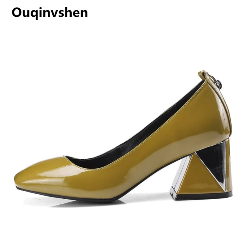 Ouqinvshen Metal Decoration Yellow Women Shoes High Heel Big Size 34-42 Square Toe Concise Pumps Fashion Spring Summer Heels 6CM
Ouqinvshen Metal Decoration Yellow Women Shoes High Heel Big Size 34-42 Square Toe Concise Pumps Fashion Spring Summer Heels 6CM