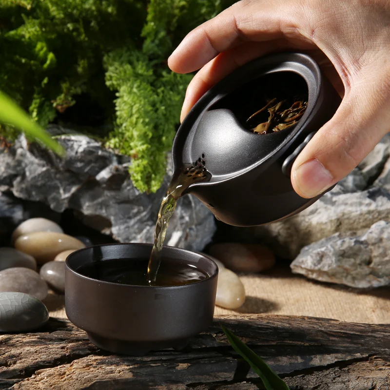 Travel China Kung Fu Tea Set with infuser 1 Teapot 1 Cup Portable Teapot Gaiwan Kettle Coffee Cup Drinkware for Outdoor Camping
Travel China Kung Fu Tea Set with infuser 1 Teapot 1 Cup Portable Teapot Gaiwan Kettle Coffee Cup Drinkware for Outdoor Camping