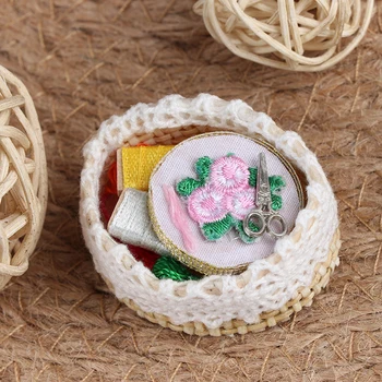 1/12 Mini Embroidery Tools Set Simulation Sewing Scissors Thread Model Toys for Doll House Decor Dollhouse Miniature Accessories
1/12 Mini Embroidery Tools Set Simulation Sewing Scissors Thread Model Toys for Doll House Decor Dollhouse Miniature Accessories