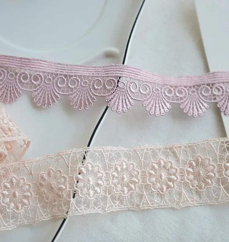 3 Meters Purple Skin Venise Lace Trim Water Soluble Polyester Pretty Lace Fabric DIY Craft Accessories
3 Meters Purple Skin Venise Lace Trim Water Soluble Polyester Pretty Lace Fabric DIY Craft Accessories