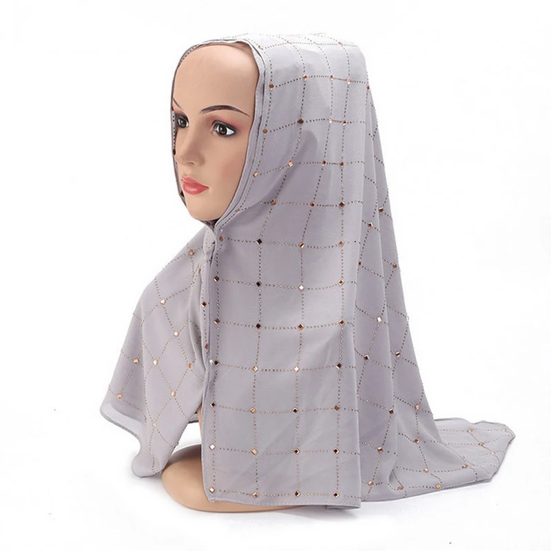 Casual Woman hijab Solid Color Rhinestone Decoration Chiffon Popular Shawls Scarf Headband 21 Colors Muslim Turban Free Shipping
Casual Woman hijab Solid Color Rhinestone Decoration Chiffon Popular Shawls Scarf Headband 21 Colors Muslim Turban Free Shipping