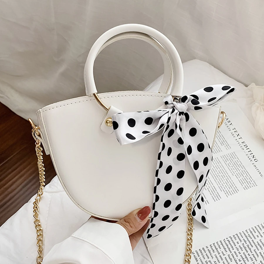 chic Chain round Top-handle Women's Handbags Fashion Polka Dot Scarf Bow Shoulder Bag Pu Leather Solid Color lady Crossbody Bags
chic Chain round Top-handle Women's Handbags Fashion Polka Dot Scarf Bow Shoulder Bag Pu Leather Solid Color lady Crossbody Bags