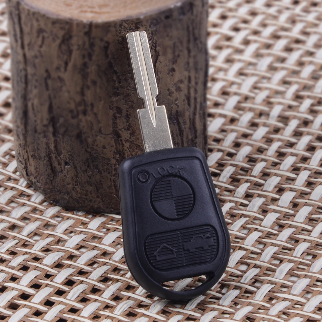 beler Remote 3 Button Key Case Shell Cover Fob Fit for BMW E31 E32 E34 E36 E38 E39 E46 Z3
beler Remote 3 Button Key Case Shell Cover Fob Fit for BMW E31 E32 E34 E36 E38 E39 E46 Z3