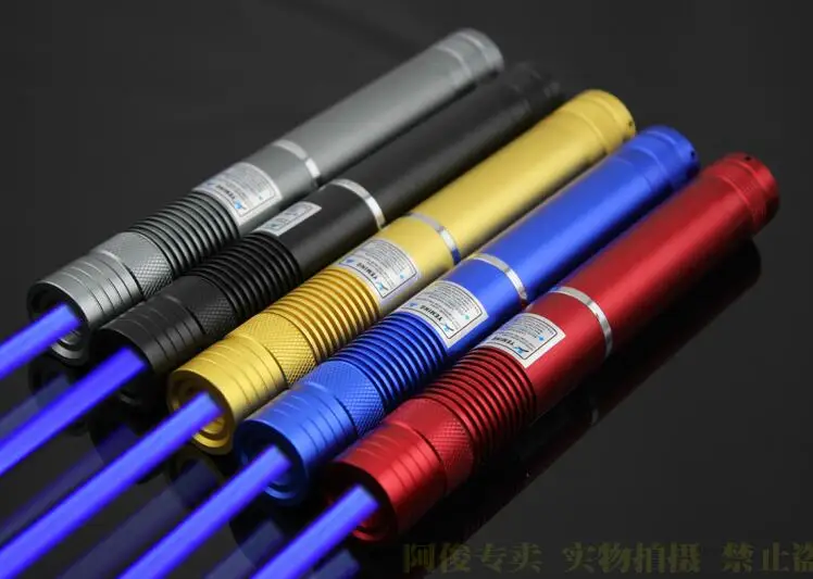 Blue Laser Pointer 450nm 50000m Hunting Laser Pen Powerful Laser Pointer Presenter Remote Lazer Hunting optics light cigarette
Blue Laser Pointer 450nm 50000m Hunting Laser Pen Powerful Laser Pointer Presenter Remote Lazer Hunting optics light cigarette