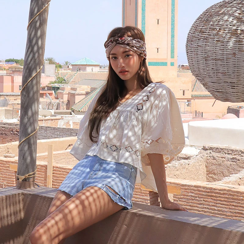 lantern sleeve Embroidery Shirt femme oversize white Tops Women Linen Cotton Girls Blouse Plus Size Summer Women Blouses femme
lantern sleeve Embroidery Shirt femme oversize white Tops Women Linen Cotton Girls Blouse Plus Size Summer Women Blouses femme