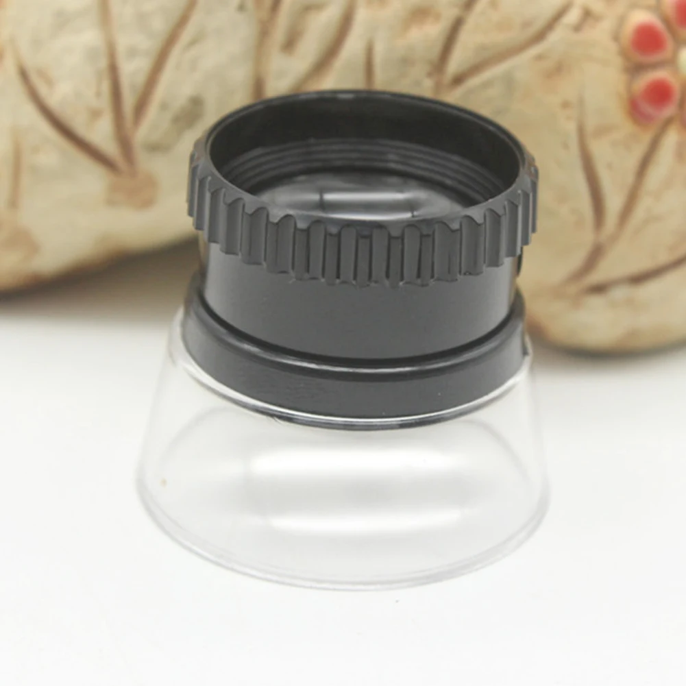Printing Glass Tool Desktop Pocket Reading Portable Professional Loupe Cylinder Eye Jeweler Repair Magnifier 15X
Printing Glass Tool Desktop Pocket Reading Portable Professional Loupe Cylinder Eye Jeweler Repair Magnifier 15X