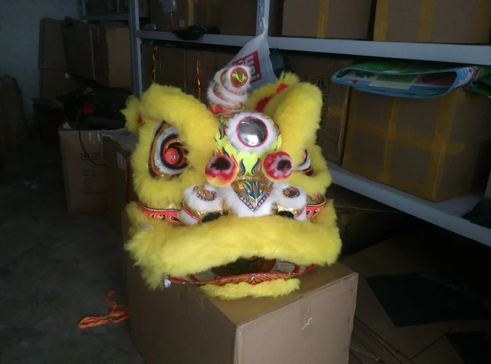 School party Yellow high quality pur Lion Dance Costume made of pure wool Southern Lion kid size
School party Yellow high quality pur Lion Dance Costume made of pure wool Southern Lion kid size