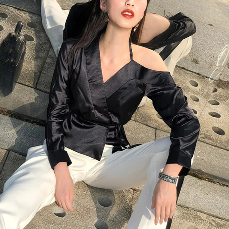 Silk Red Black Blouse Women Long Sleeve Stain Shirts Blouse One Shoulder Female Party Club Chemise Tops 2018 Vintage Streetwear
Silk Red Black Blouse Women Long Sleeve Stain Shirts Blouse One Shoulder Female Party Club Chemise Tops 2018 Vintage Streetwear