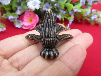 61 * 41MM Large Size Antique Desk Care Foot Side Corner Wooden Jewelry Gift Box Decorative Corner Brackets Protective Angle
61 * 41MM Large Size Antique Desk Care Foot Side Corner Wooden Jewelry Gift Box Decorative Corner Brackets Protective Angle