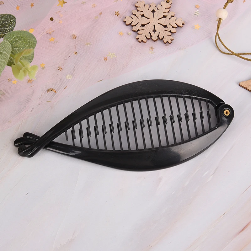 Diffierent Design Fishtail Clip Lady Fish Folder Fishtail Clip Hairpin Headdress Banana Shape Hair Accessories
Diffierent Design Fishtail Clip Lady Fish Folder Fishtail Clip Hairpin Headdress Banana Shape Hair Accessories