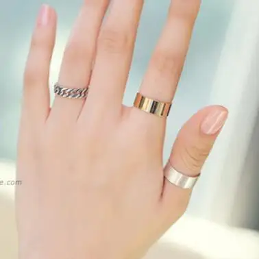z 134 Korean version of the stylish three-piece ring set Couples alloy chain ring men and women jewelry accessories factory
z 134 Korean version of the stylish three-piece ring set Couples alloy chain ring men and women jewelry accessories factory