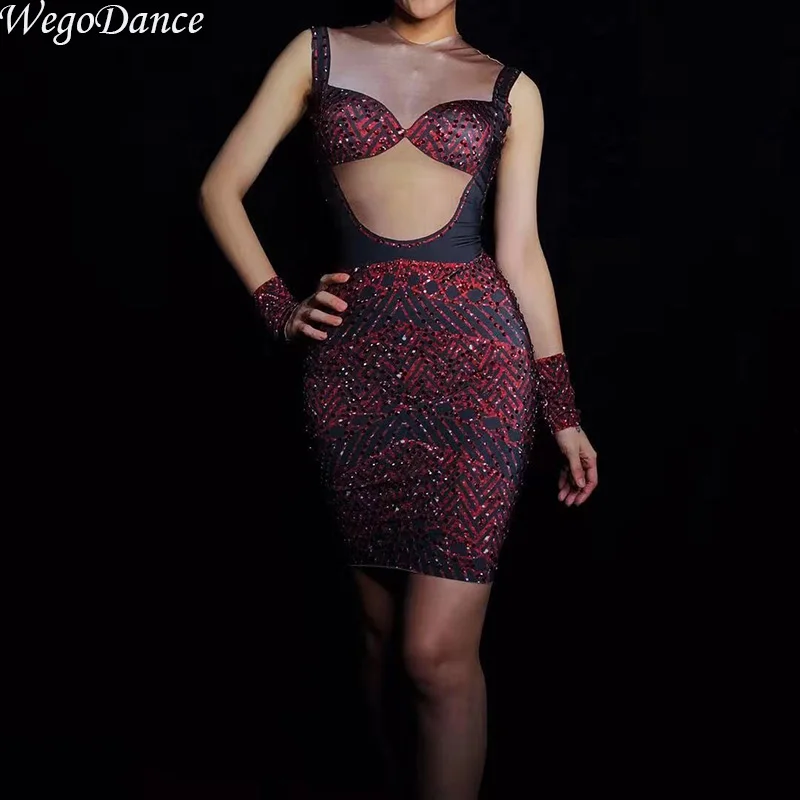 new Sexy Bright Red Rhinestones Spandex dress Women's Birthday Party Celebrate Outfit Nightclub Women Singer Show Dancer costume
new Sexy Bright Red Rhinestones Spandex dress Women's Birthday Party Celebrate Outfit Nightclub Women Singer Show Dancer costume