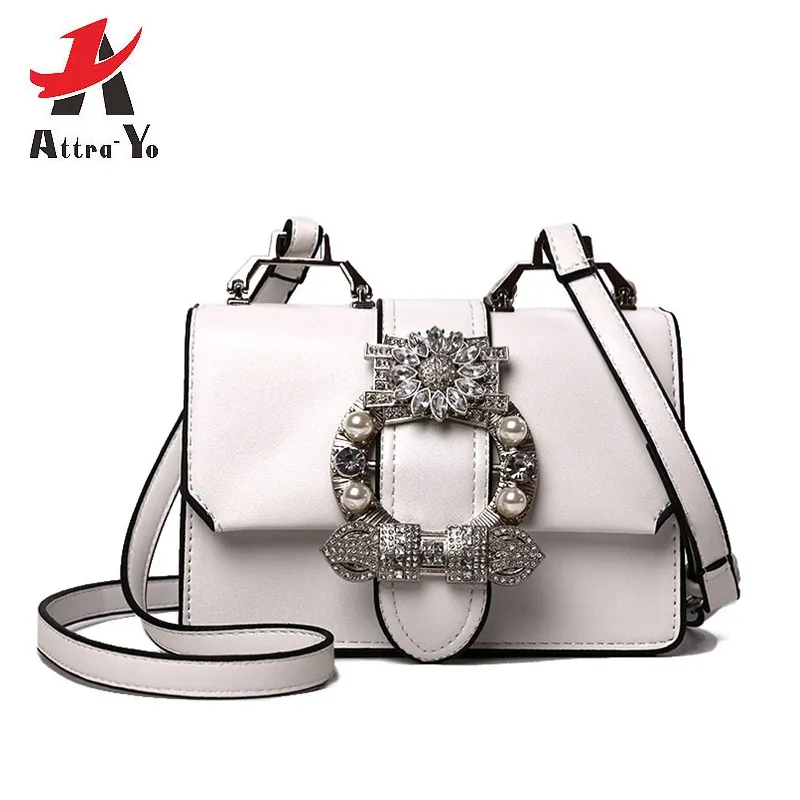 Attra-Yo New Fashion Designer Bags for Women Pearl Diamond Lock Shoulder Bag High Quality PU Women Handbags Elegant Lady Handbag
Attra-Yo New Fashion Designer Bags for Women Pearl Diamond Lock Shoulder Bag High Quality PU Women Handbags Elegant Lady Handbag