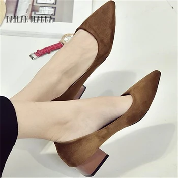 Women's shoes pumps Working shoes black heels professional thick heels straight heels single shoes comfortable 3cm low heels.
Women's shoes pumps Working shoes black heels professional thick heels straight heels single shoes comfortable 3cm low heels.