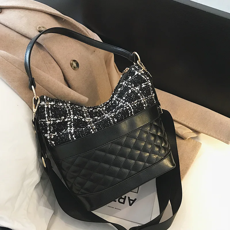Vintage Fashion Texture Woolen Bag Female Bucket Bag 2018 Women's Designer Handbag Wide Shoulder Strap Shoulder Messenger Bag
Vintage Fashion Texture Woolen Bag Female Bucket Bag 2018 Women's Designer Handbag Wide Shoulder Strap Shoulder Messenger Bag