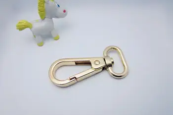 16mmx47mm Light gold trigger snap for bag, hardware accessories, handbag hook swivel clasp Dog clip Hook Metal Clip Buckle
16mmx47mm Light gold trigger snap for bag, hardware accessories, handbag hook swivel clasp Dog clip Hook Metal Clip Buckle