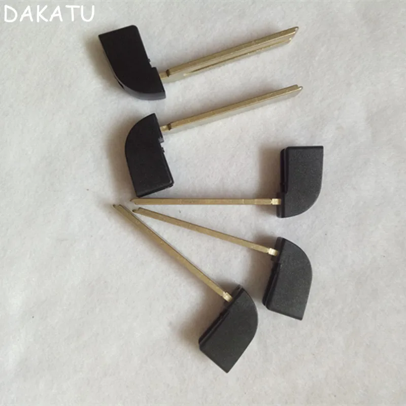 DAKATU Emergency Smart Prox Remote Key Fob Uncut Blade For Toyota Camry 2018 Smart Card Replacement Key blade
DAKATU Emergency Smart Prox Remote Key Fob Uncut Blade For Toyota Camry 2018 Smart Card Replacement Key blade