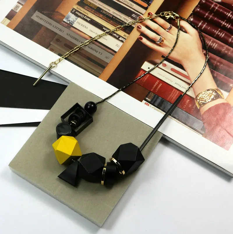 4438774541_1702559720