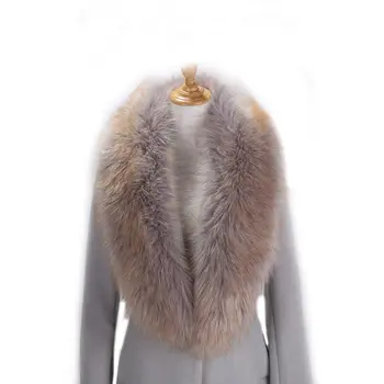 1pc Women Plus Size Warm Shawl Winter Imitation Fox Fur Collar Slim Solid Color Long Shawl
1pc Women Plus Size Warm Shawl Winter Imitation Fox Fur Collar Slim Solid Color Long Shawl