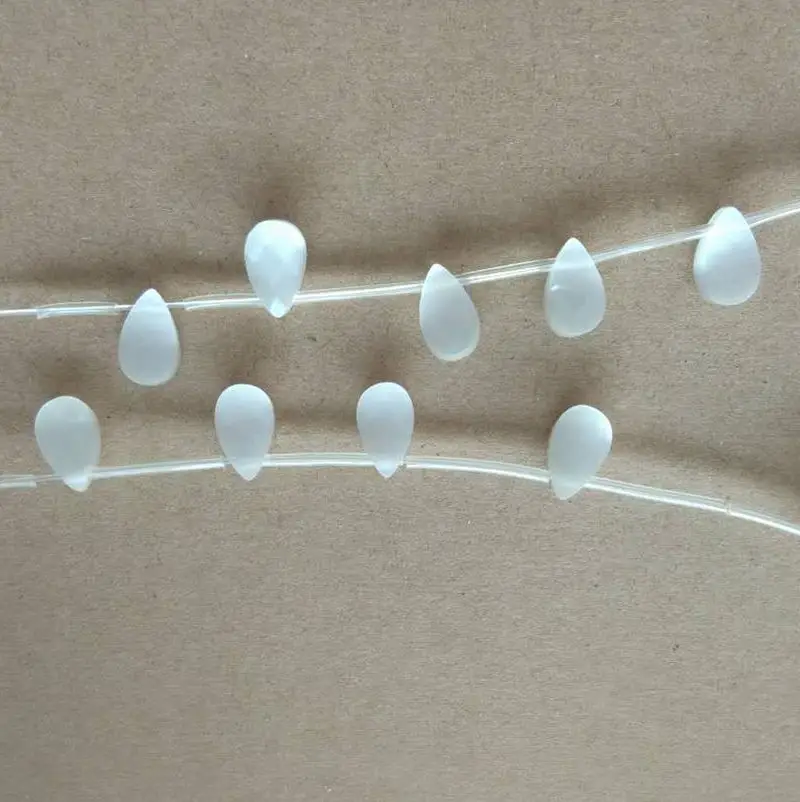 6x8x12mm water drop shape cats eye glass loose beads,18 pieces per lot,About 1.5 mm hole for fashion jewelry with facet face
6x8x12mm water drop shape cats eye glass loose beads,18 pieces per lot,About 1.5 mm hole for fashion jewelry with facet face