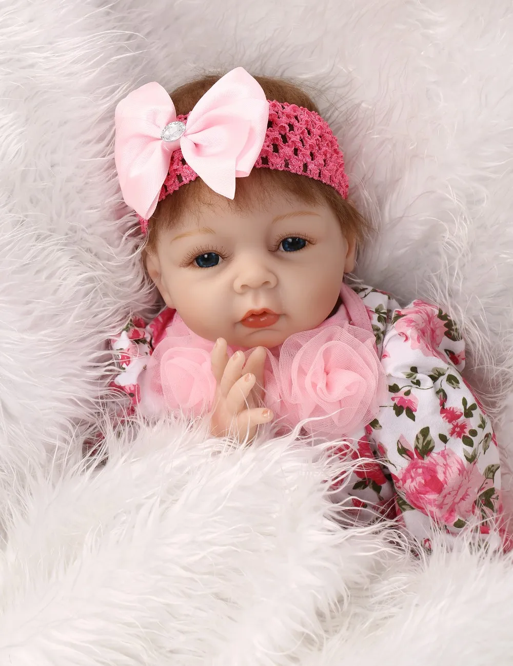 55cm Silicone reborn baby dolls toys for girl simulation soft newborn baby doll child present gifts early education bedtime toy
55cm Silicone reborn baby dolls toys for girl simulation soft newborn baby doll child present gifts early education bedtime toy
