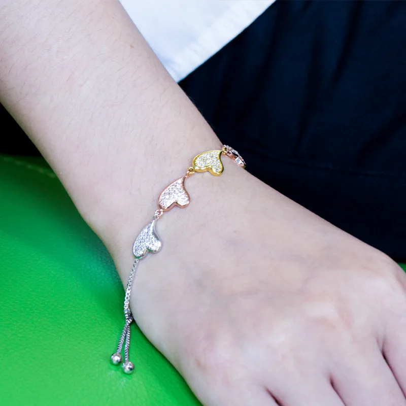 Huitan Romantic Charm Bracelet with Love Heart Design Tiny CZ Pave Setting Fashion Bracelets for Women Wholesale Jewelry Lots
Huitan Romantic Charm Bracelet with Love Heart Design Tiny CZ Pave Setting Fashion Bracelets for Women Wholesale Jewelry Lots