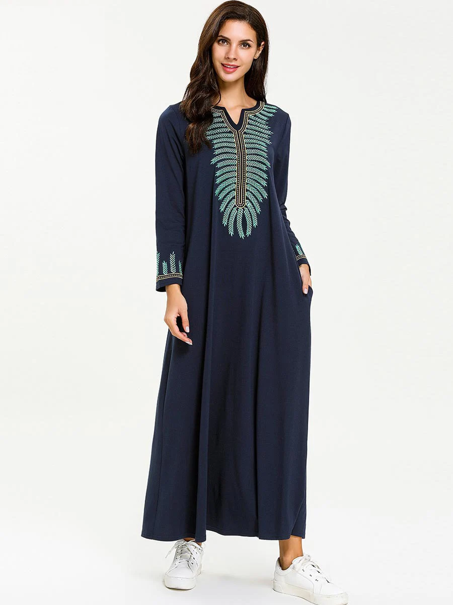 Women Muslim Arab Dress Kaftan Maxi Robe Gown Women Embroidery Long Sleeve Turkish Dress Dubai Moroccan Abaya Islamic Clothing
Women Muslim Arab Dress Kaftan Maxi Robe Gown Women Embroidery Long Sleeve Turkish Dress Dubai Moroccan Abaya Islamic Clothing