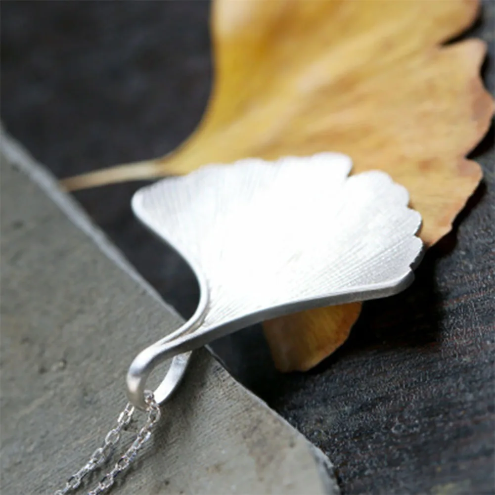 New Design Silver Plating handmade Jewelry Quality Ginkgo Biloba Leaf Pendant Necklace Jewelry Choker Collars For Women
New Design Silver Plating handmade Jewelry Quality Ginkgo Biloba Leaf Pendant Necklace Jewelry Choker Collars For Women