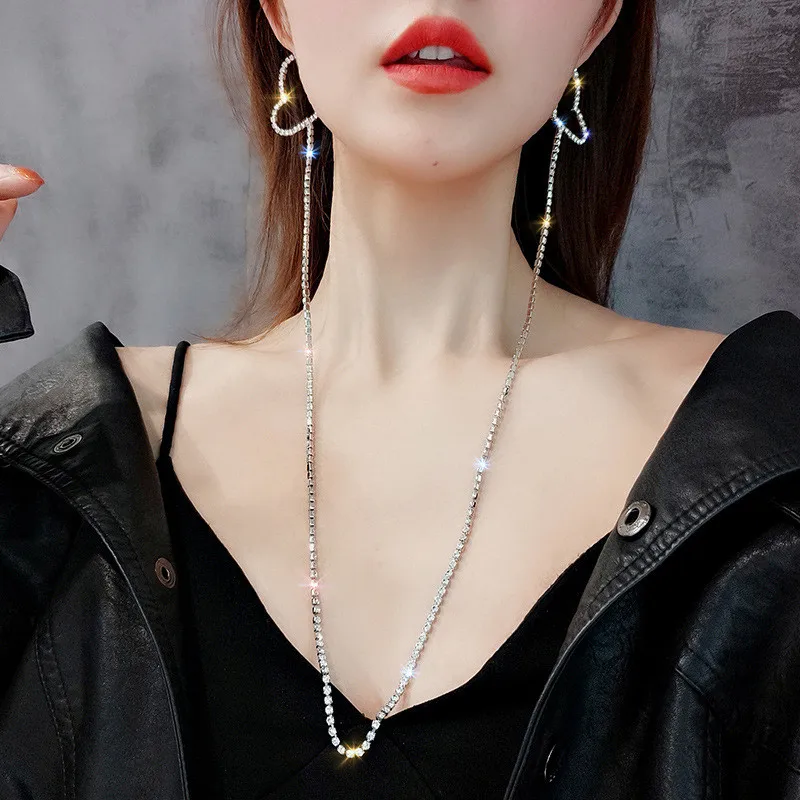 2019 newest European and American sexy design earrings hang neck one-piece earrings female fashion creative personality earrings
2019 newest European and American sexy design earrings hang neck one-piece earrings female fashion creative personality earrings