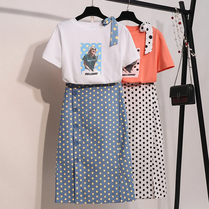 2019 Summer Women Polka Dot Print 2 Piece Clothing Set Character Pattern Bow Tshirt Top+Button Split Bodycon Mid Calf Skirt Suit
2019 Summer Women Polka Dot Print 2 Piece Clothing Set Character Pattern Bow Tshirt Top+Button Split Bodycon Mid Calf Skirt Suit
