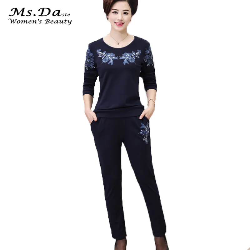 Ms Costume Casual Plus Size Women Clothing Set 2 Pieces:top+pants Floral Lady Tracksuit Feminino Overalls Blue Gray Red XL~4XL
Ms Costume Casual Plus Size Women Clothing Set 2 Pieces:top+pants Floral Lady Tracksuit Feminino Overalls Blue Gray Red XL~4XL