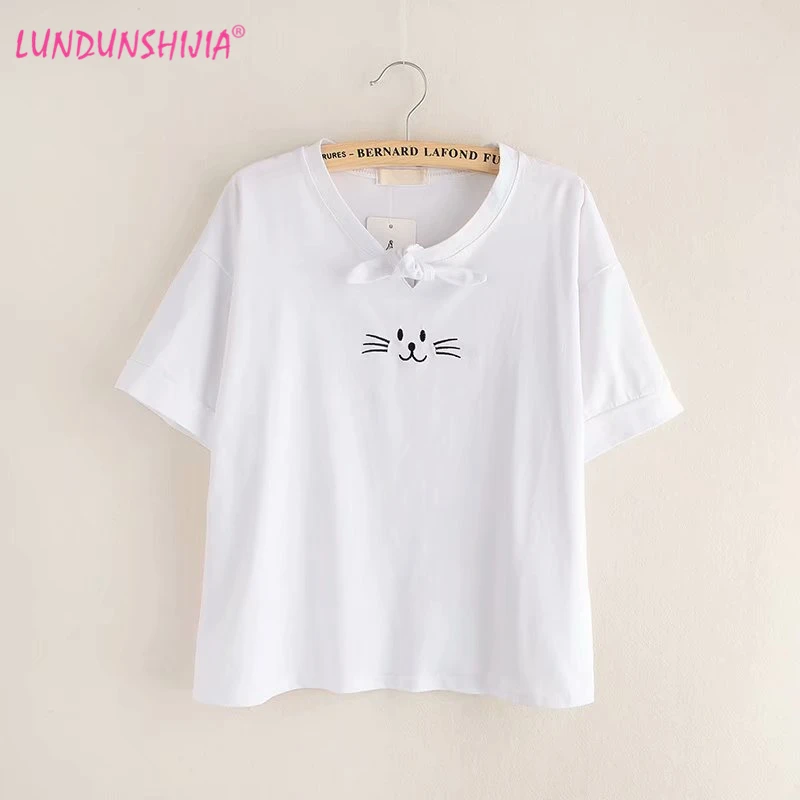 LUNDUNSHIJIA 2019 Summer Bow Tie Short T-shirt Women Casual Top Cotton Female T-shirt Embroidered Cute Beard Cat Tops
LUNDUNSHIJIA 2019 Summer Bow Tie Short T-shirt Women Casual Top Cotton Female T-shirt Embroidered Cute Beard Cat Tops
