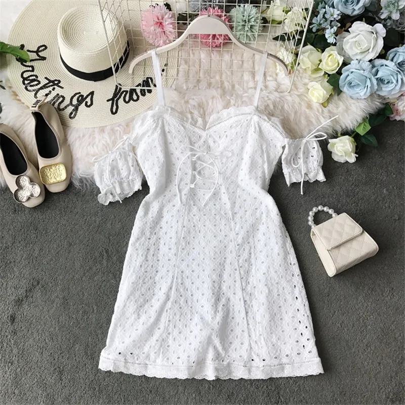 2019 Woman Summer New French Retro Lace Openwork Lace Straps Slim Off-The-Shoulder Dress Female A257
2019 Woman Summer New French Retro Lace Openwork Lace Straps Slim Off-The-Shoulder Dress Female A257