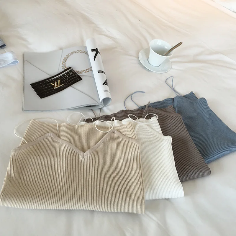Women Clothes 2019 Summer Version Vertical Stripes Thin Tank Top Women Casual Solid Sleeveless Sexy Top Vest Bra Debardeur Femme
Women Clothes 2019 Summer Version Vertical Stripes Thin Tank Top Women Casual Solid Sleeveless Sexy Top Vest Bra Debardeur Femme