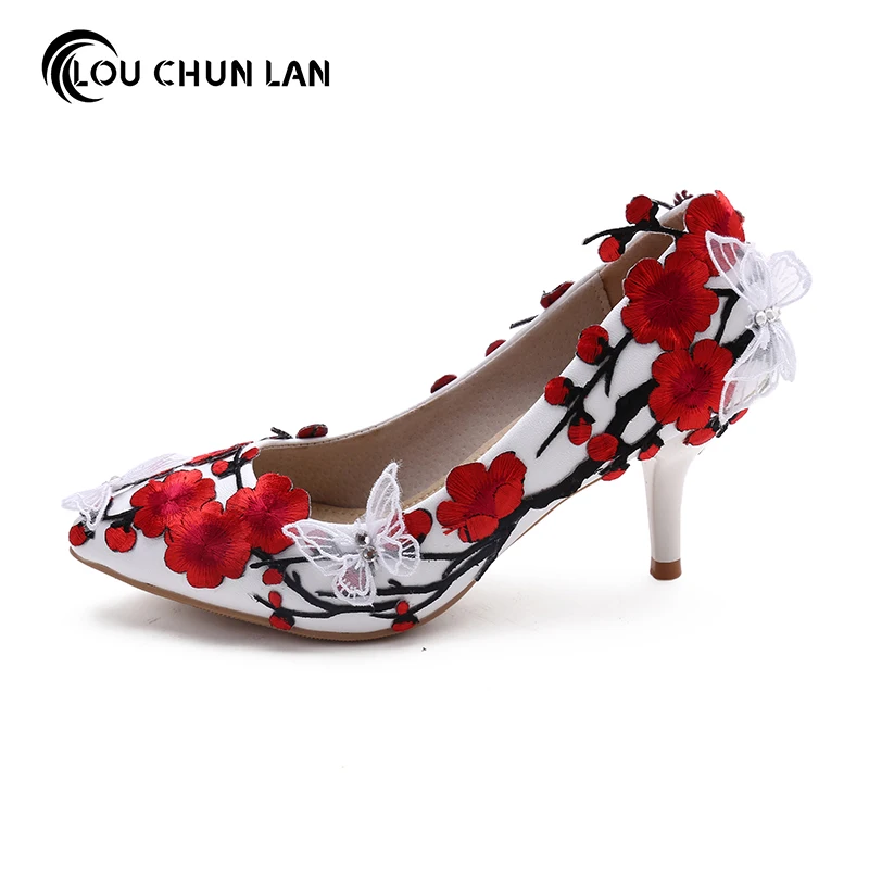 LOUCHUNLAN Woman Shoes White Three-dimensional Butterfly Red Flower Pumps Pointed Toe Wedges Heel Wedding Shoes Party High Heels
LOUCHUNLAN Woman Shoes White Three-dimensional Butterfly Red Flower Pumps Pointed Toe Wedges Heel Wedding Shoes Party High Heels
