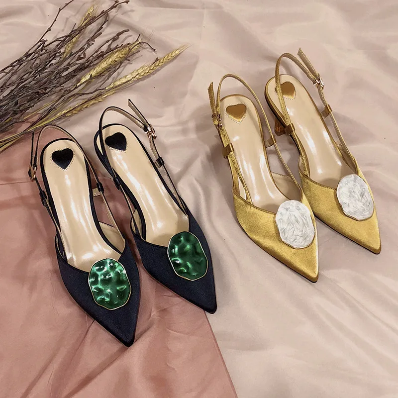 Jade-Green Metal Buckle Embellished Pointed Toe Satin Leather Slingback Kitten Heel Women Sandals 2019 New Fashion Shoes Woman
Jade-Green Metal Buckle Embellished Pointed Toe Satin Leather Slingback Kitten Heel Women Sandals 2019 New Fashion Shoes Woman