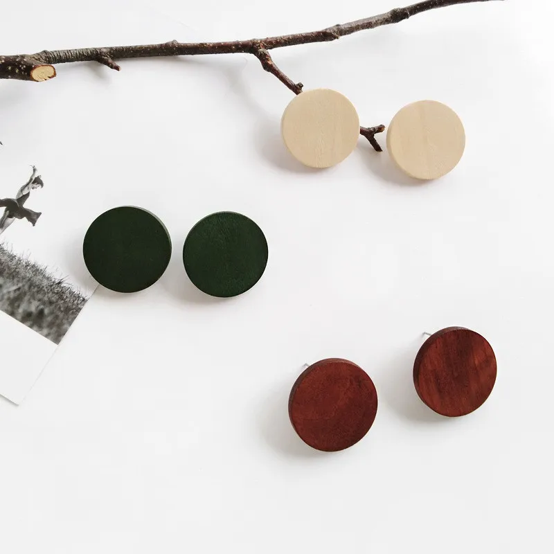 Fashion Simple Style Green Red Round Shaped Wood Stud Earrings for women Girl Wooden Ear Jewelry Gift Dropshipping
Fashion Simple Style Green Red Round Shaped Wood Stud Earrings for women Girl Wooden Ear Jewelry Gift Dropshipping