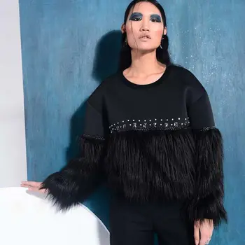 Black punk Beading Faux Fur Spliced Sweatershirt 2017 Women Loose Street Pullover Women Crystal diamond Soft Tops LT439 
Black punk Beading Faux Fur Spliced Sweatershirt 2017 Women Loose Street Pullover Women Crystal diamond Soft Tops LT439