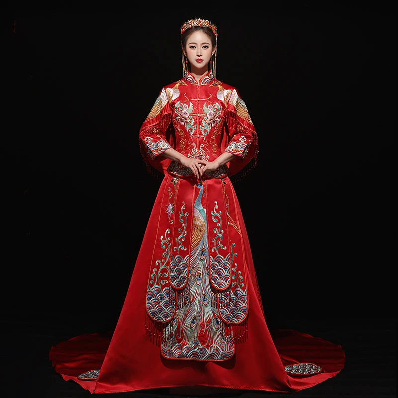 Wedding Bride Chinese Style Cheongsam 2018 NEW Traditional Lady Long Qipao Embroidery Women's Evening Dress marry Clothes
Wedding Bride Chinese Style Cheongsam 2018 NEW Traditional Lady Long Qipao Embroidery Women's Evening Dress marry Clothes