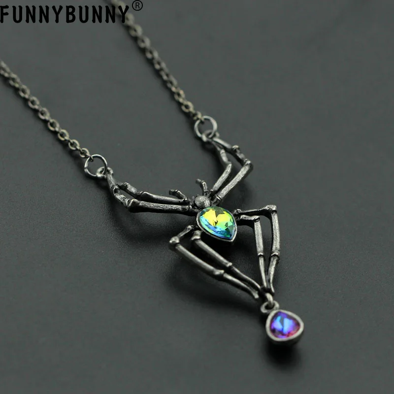 FUNNYBUNNY Black Spider Green Crystal Gothic Punk Retro Stainless Steel Pendant Necklace Gift party favors
FUNNYBUNNY Black Spider Green Crystal Gothic Punk Retro Stainless Steel Pendant Necklace Gift party favors