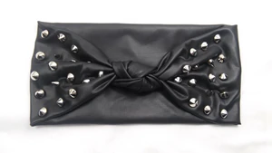 J17427 Stretchy 2017 new style fashion soft pu leather punk summer headbands metallic spikes rivets knot head band for women 
J17427 Stretchy 2017 new style fashion soft pu leather punk summer headbands metallic spikes rivets knot head band for women
