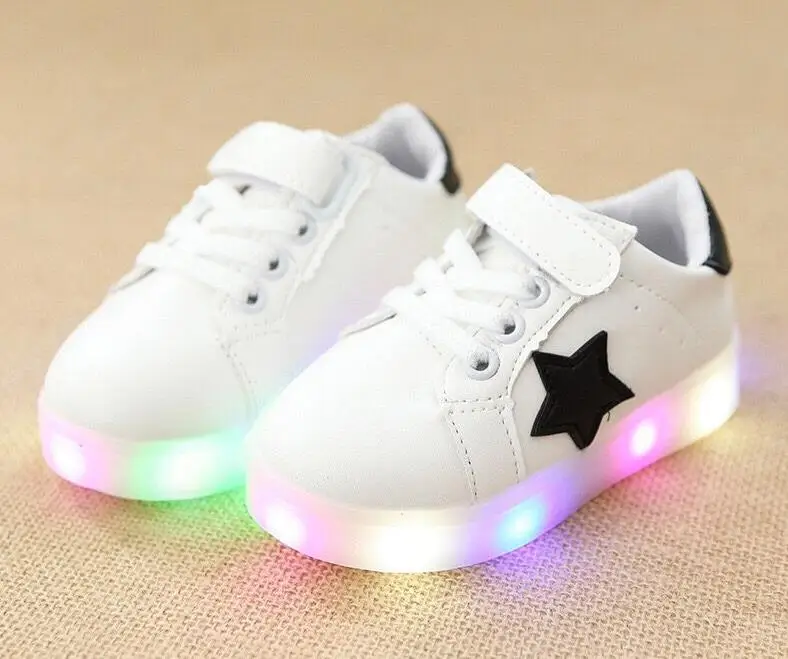 2018 autumn & winter LED brand fashion boys& girls sneaker little kids child star design casual leather shoes with shipping
2018 autumn & winter LED brand fashion boys& girls sneaker little kids child star design casual leather shoes with shipping